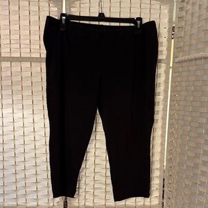 Hanes Women's Black Capris